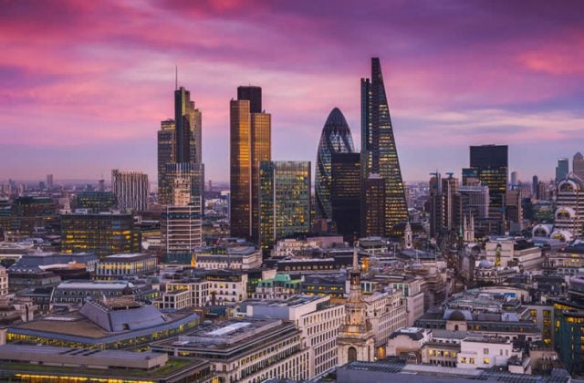 Pound To Euro Exchange Rate Slips As Uk Retail S Disoint Uk Retail S Miss Their Mark Pound Euro Gbp Eur Exchange Rate Flounders